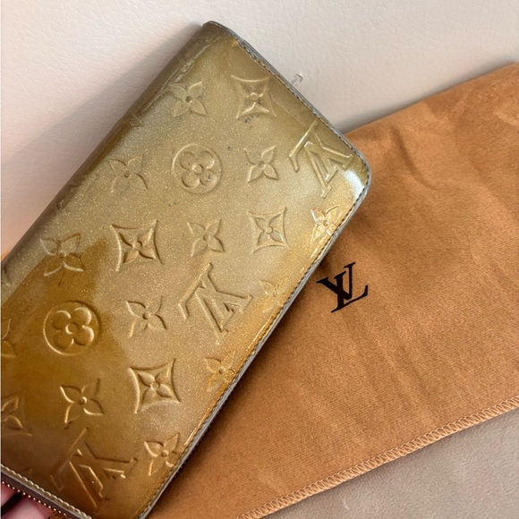 Louis Vuitton LV Gold Shimmer Vernis Long Zippt Wallet W/ Dustbag - Picture 3 of 16